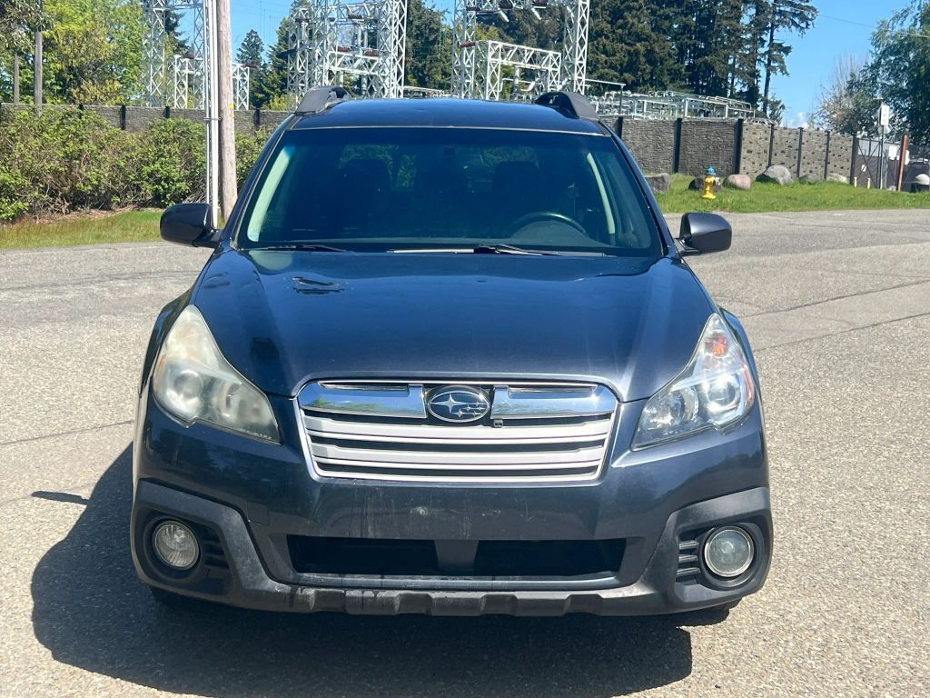 2013 SUBARU Outback