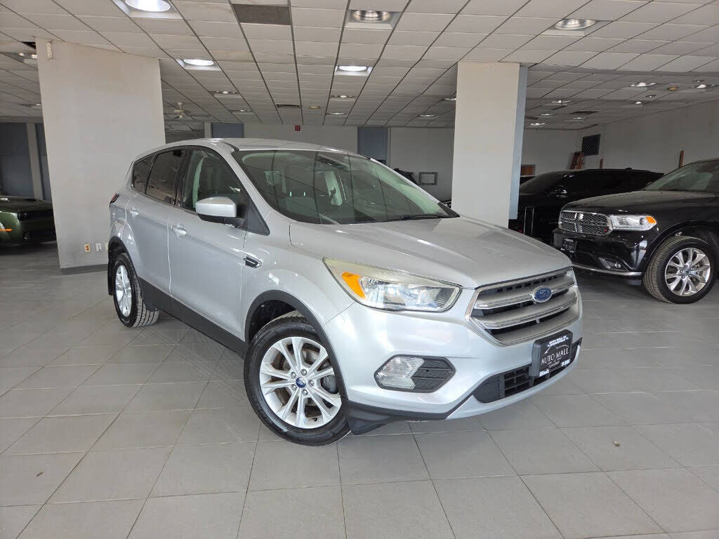 2017 FORD Escape