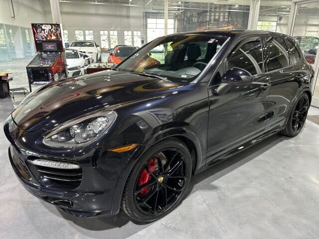 2014 PORSCHE Cayenne