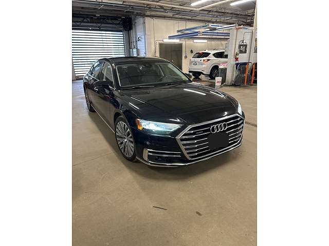 2019 AUDI A8