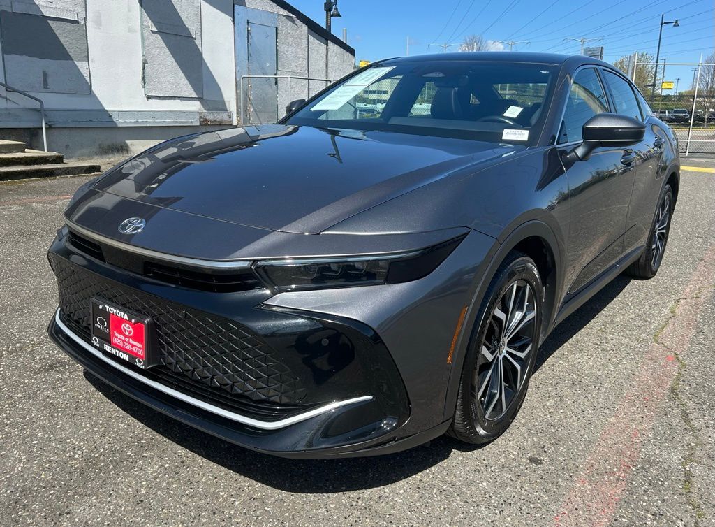 2024 TOYOTA CROWN