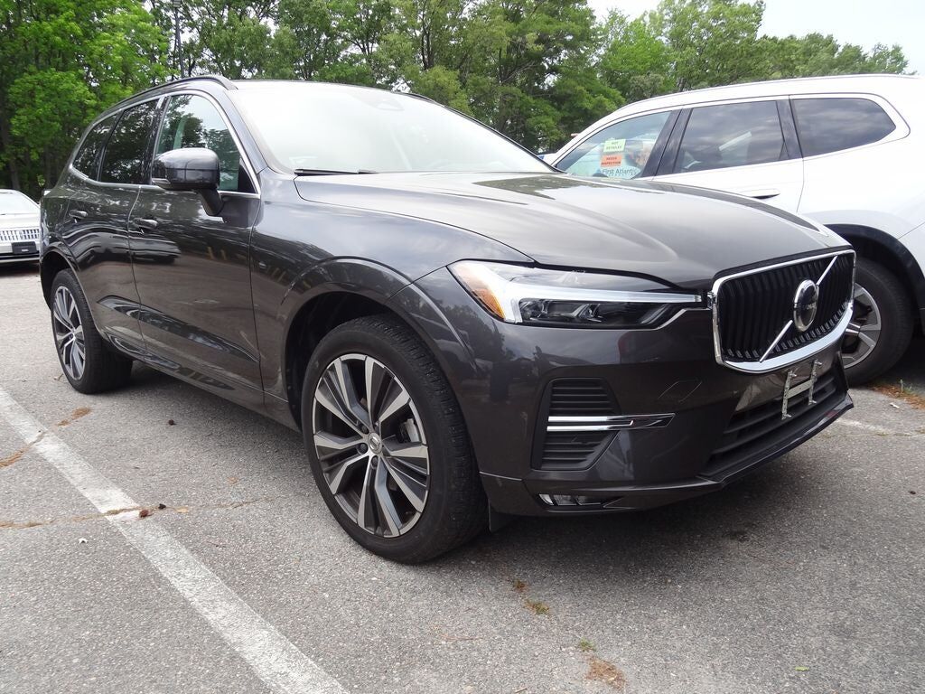 2022 VOLVO XC60
