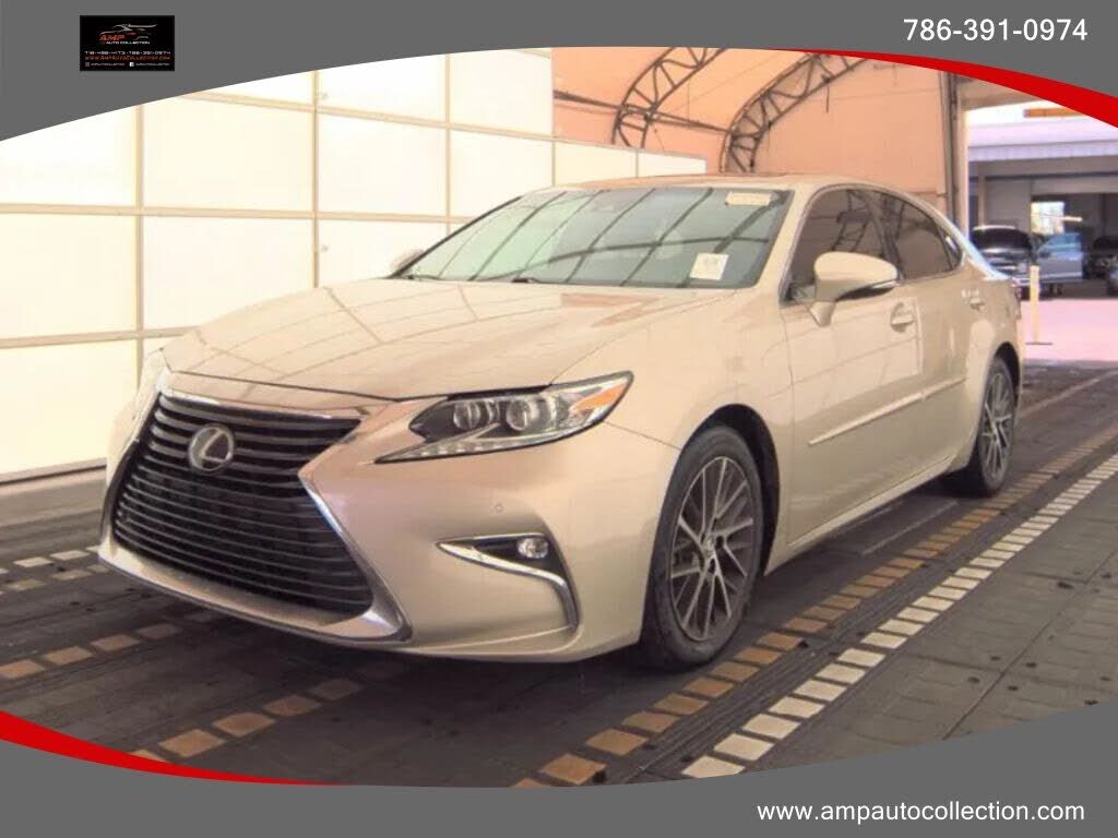 2016 LEXUS ES