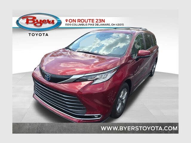 2024 TOYOTA Sienna