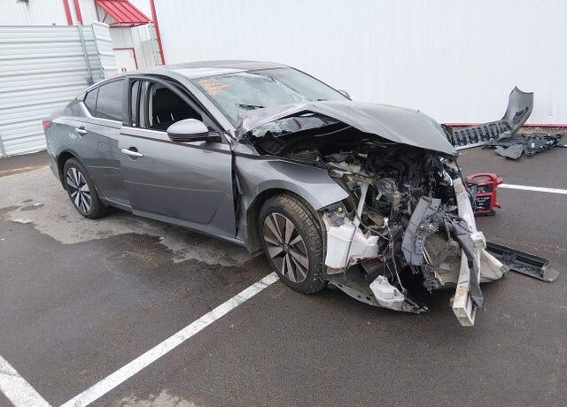 2021 NISSAN Altima