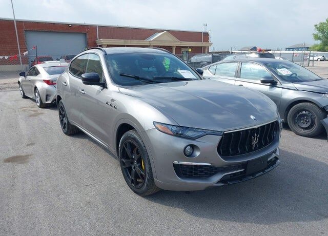 2022 MASERATI Levante