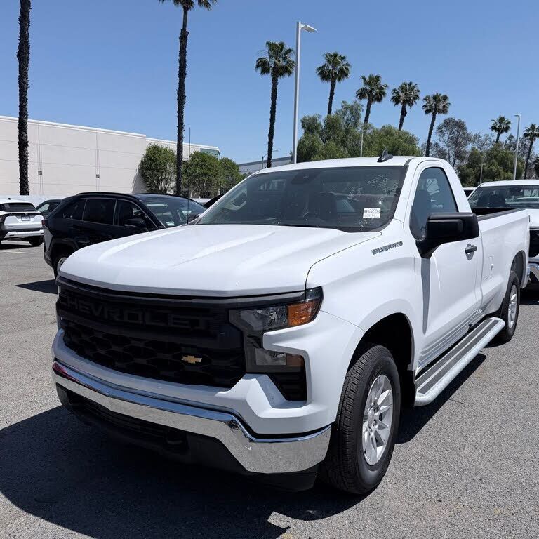 2025 CHEVROLET Silverado