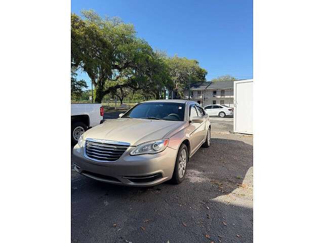 2013 CHRYSLER 200