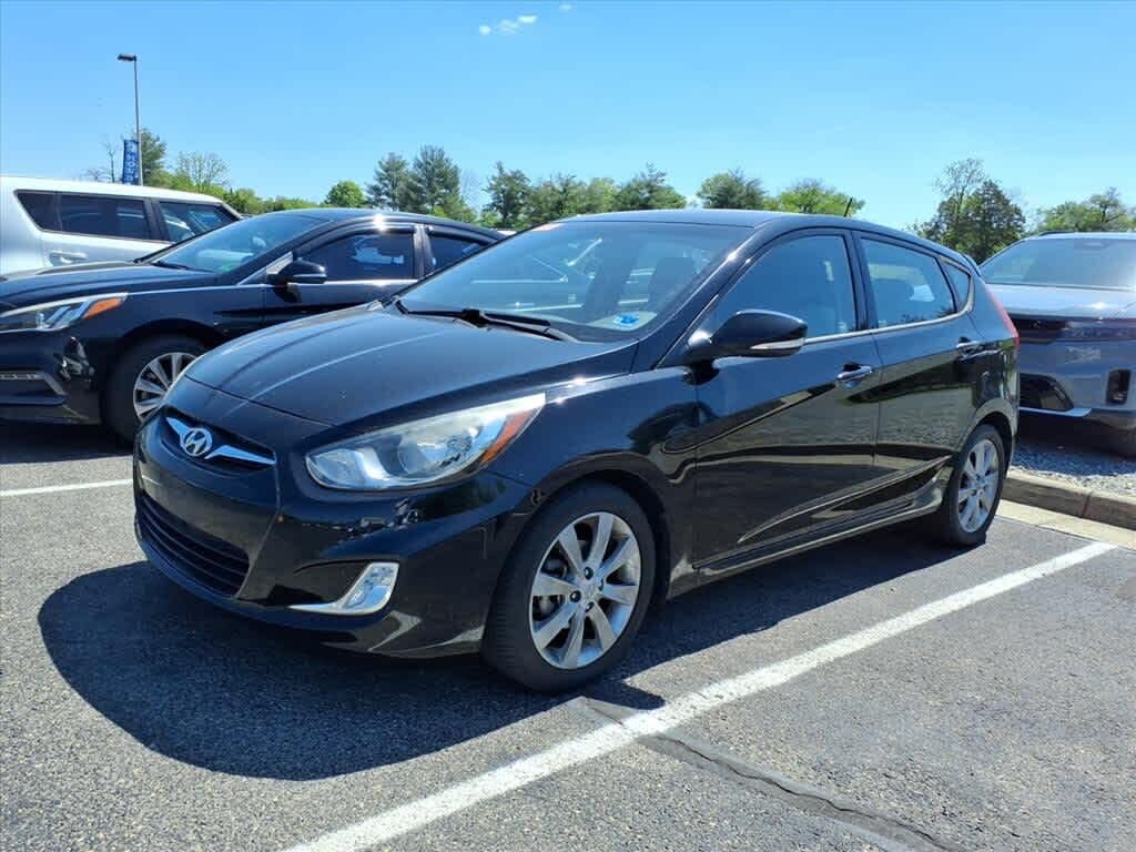 2013 HYUNDAI Accent