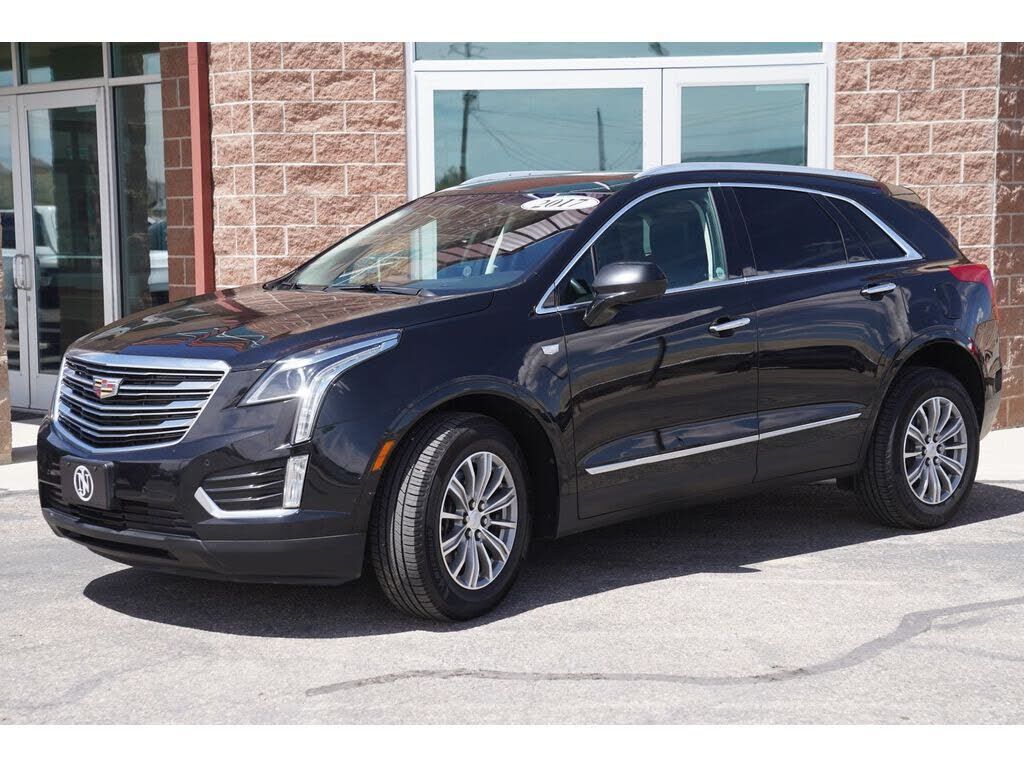 2017 CADILLAC XT5