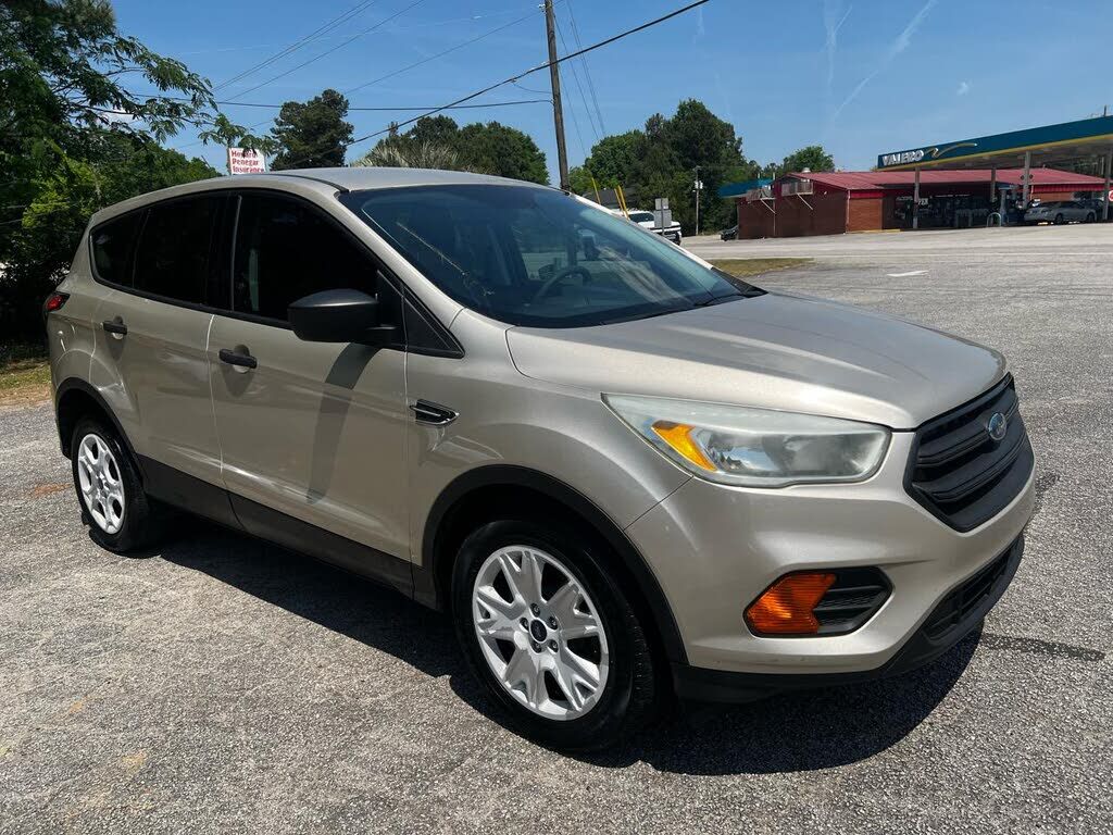 2017 FORD Escape