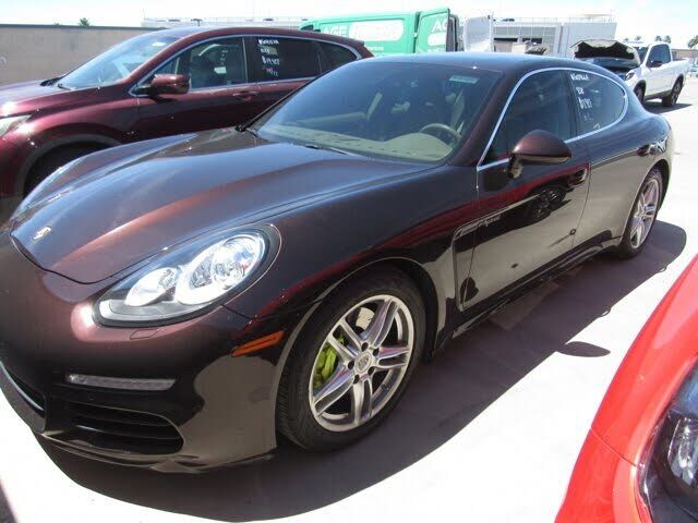 2014 PORSCHE Panamera