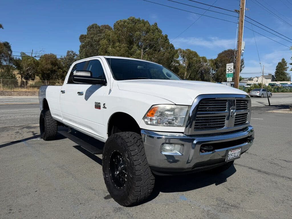 2010 DODGE Ram