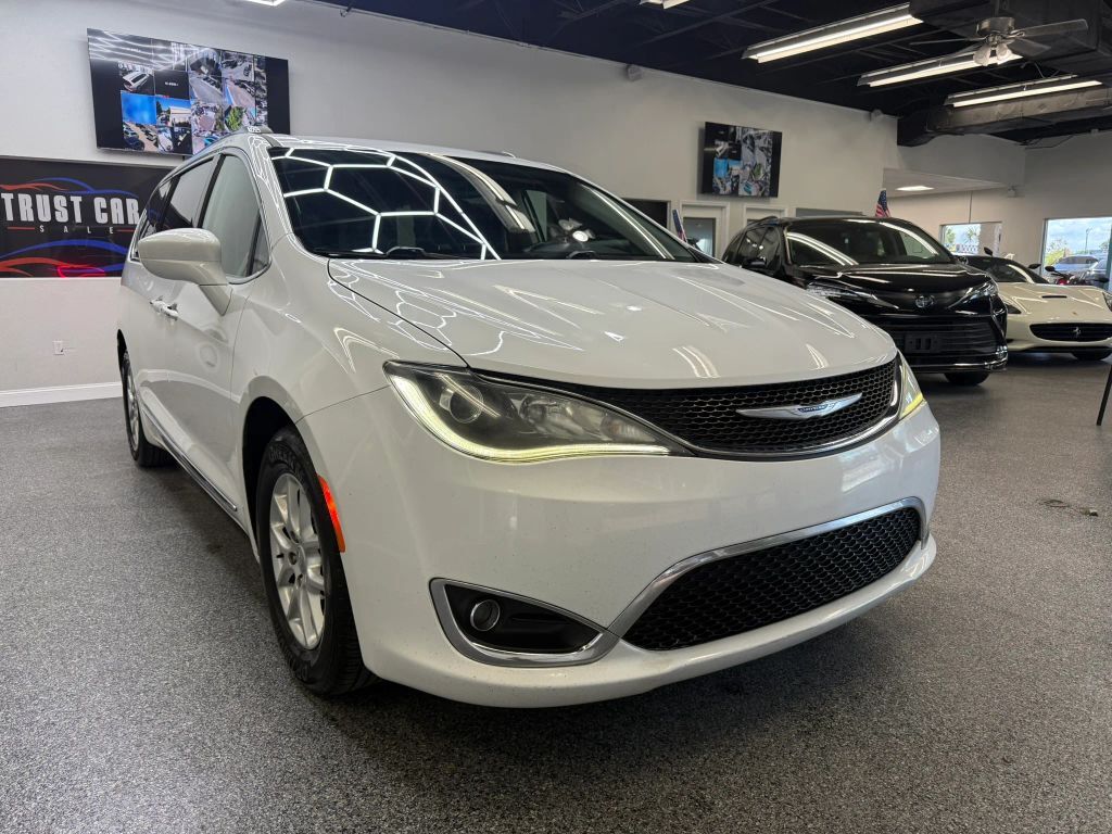 2020 CHRYSLER Pacifica
