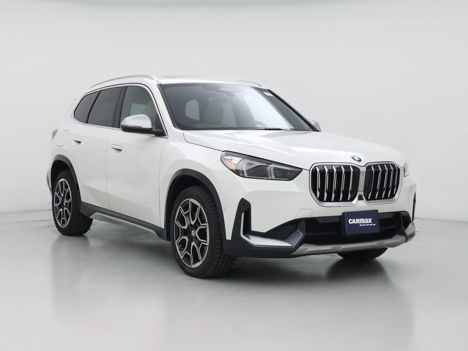 2023 BMW X1