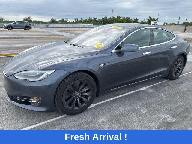 2020 TESLA Model S