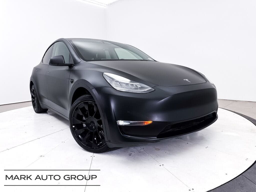 2022 TESLA Model Y