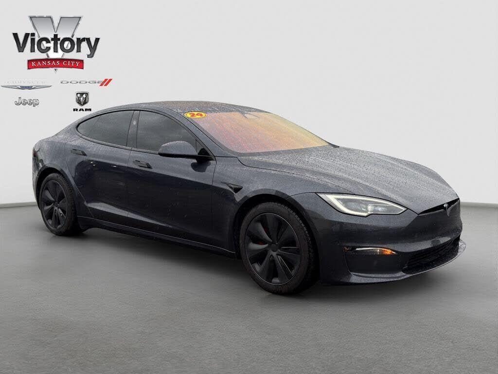 2024 TESLA Model S
