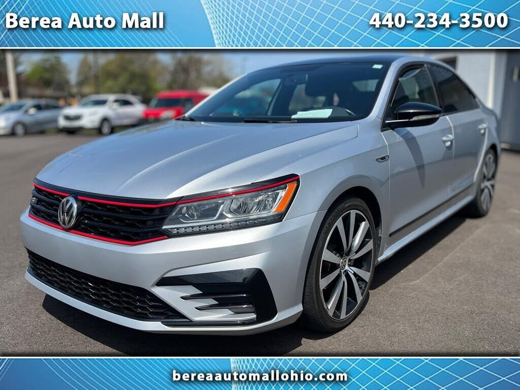 2018 VOLKSWAGEN Passat
