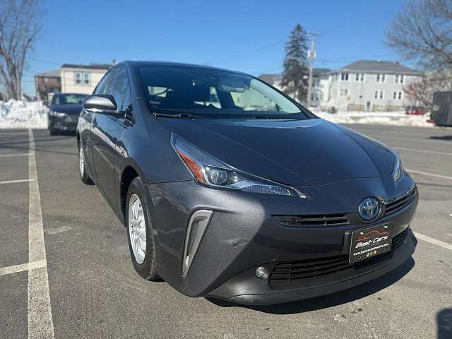 2019 TOYOTA PRIUS