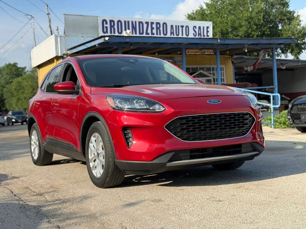 2020 FORD Escape
