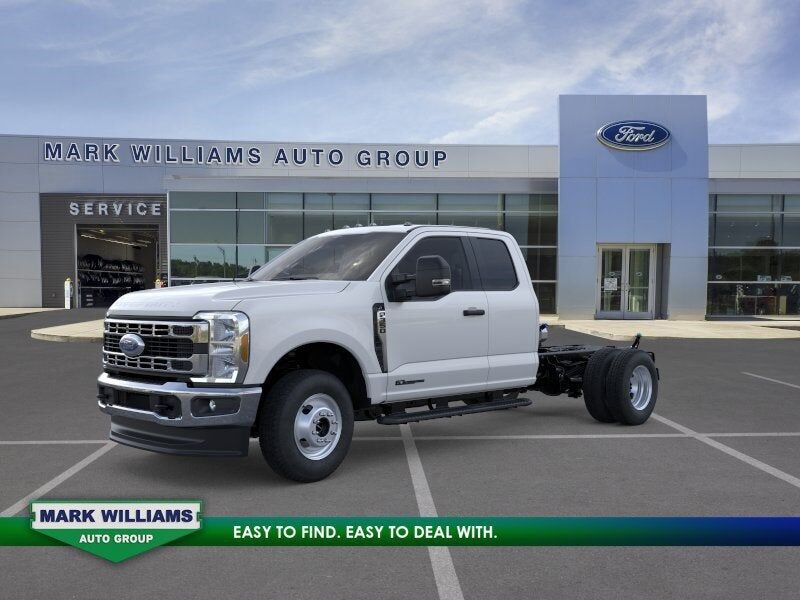 2025 FORD F-350