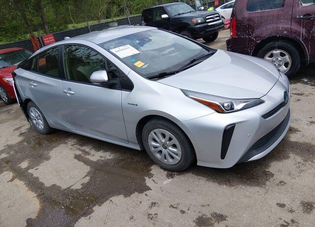 2022 TOYOTA PRIUS