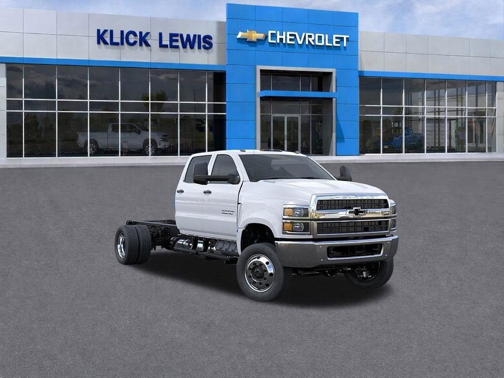 2026 GMC Silverado Medium Duty