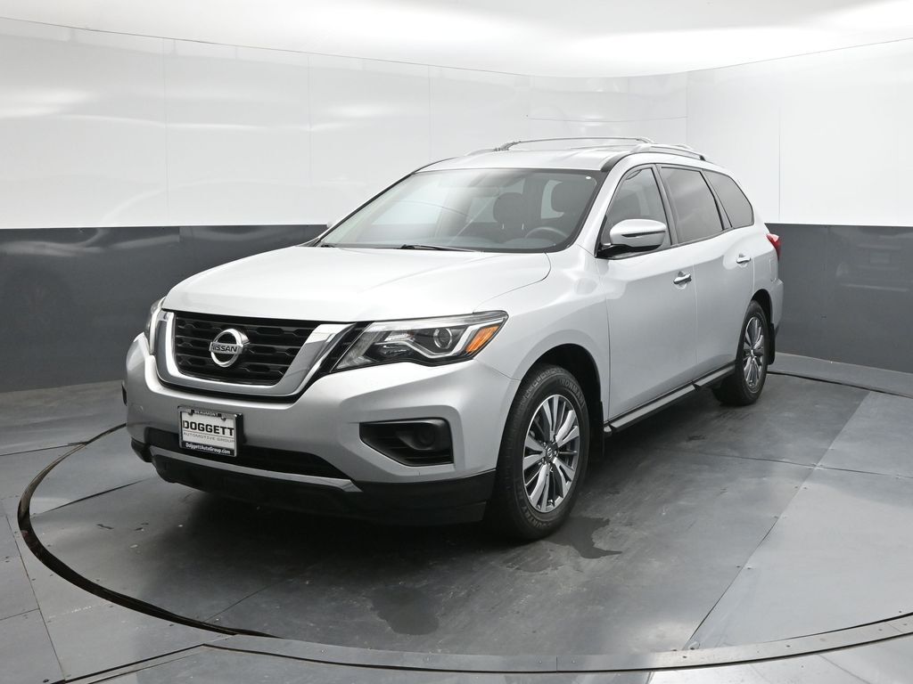 2020 NISSAN Pathfinder