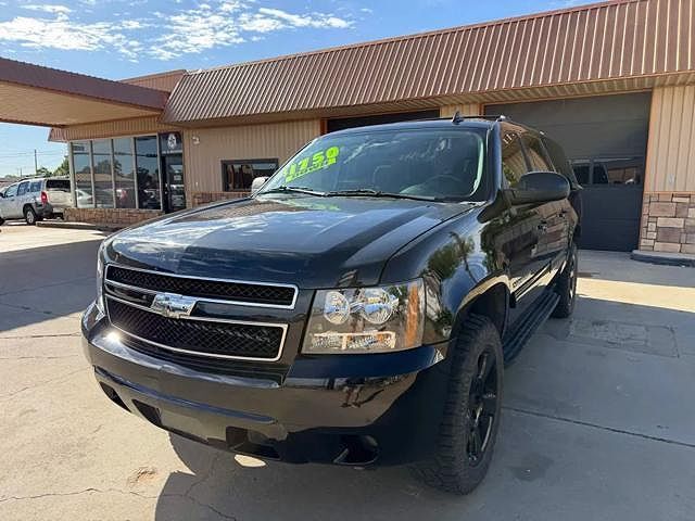 2014 CHEVROLET Suburban