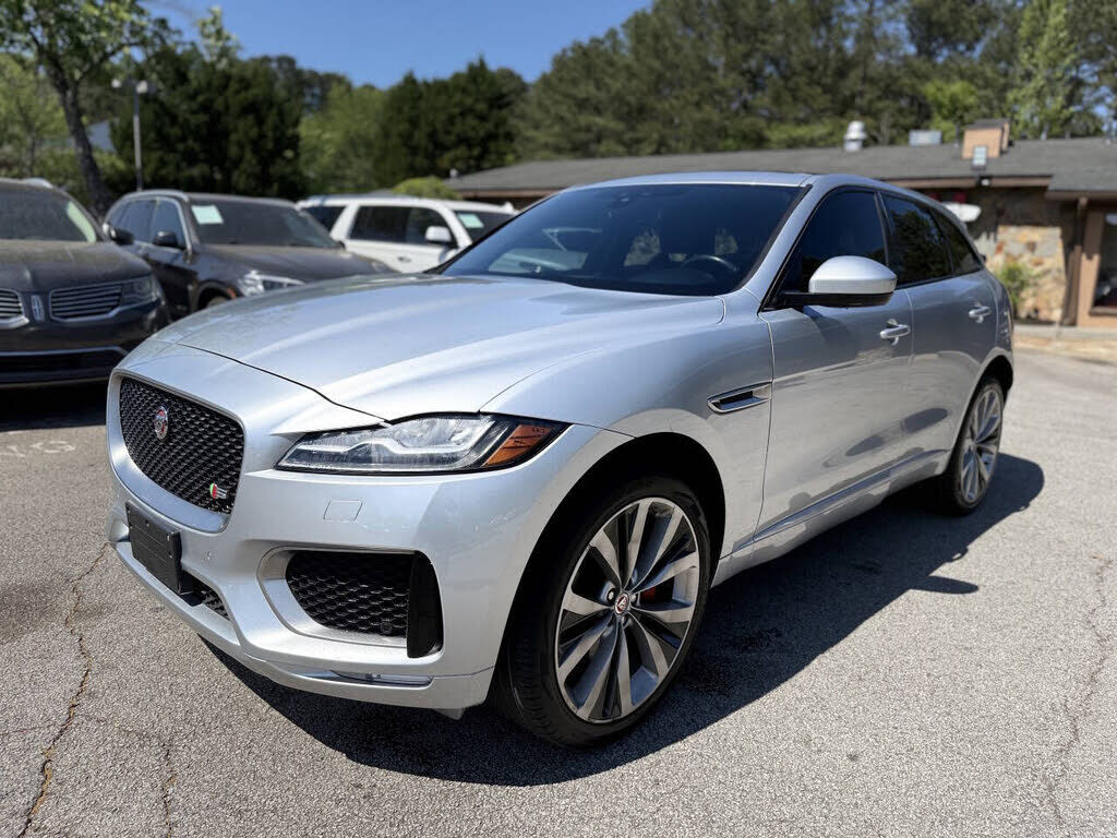 2017 JAGUAR F-Pace