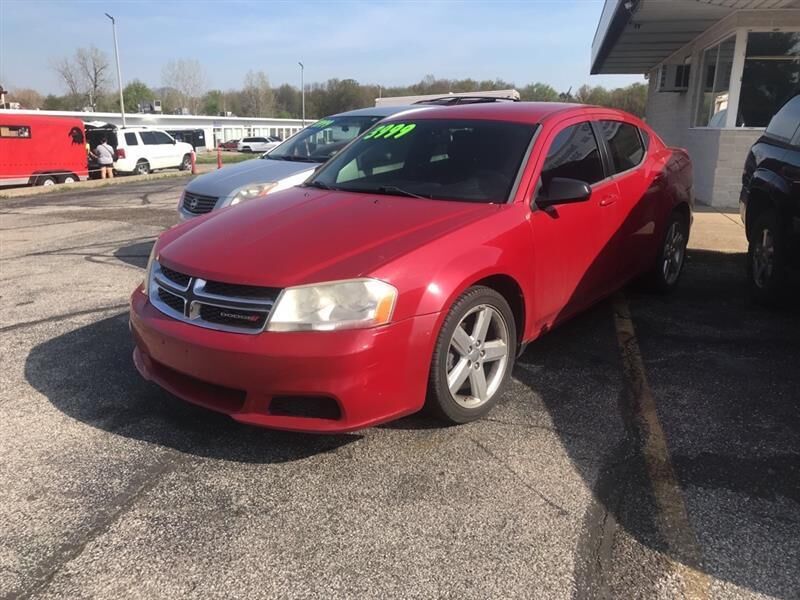2013 DODGE Avenger