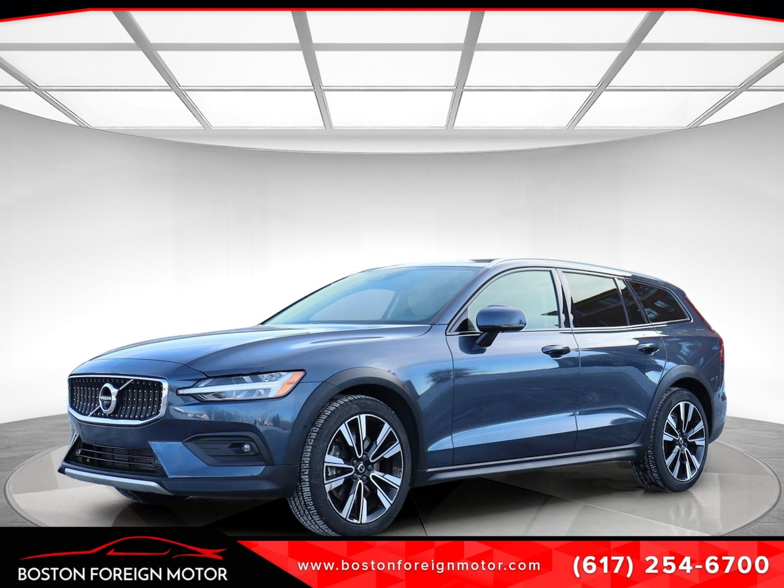 2021 VOLVO V60CC