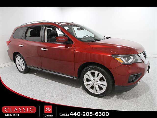 2019 NISSAN Pathfinder