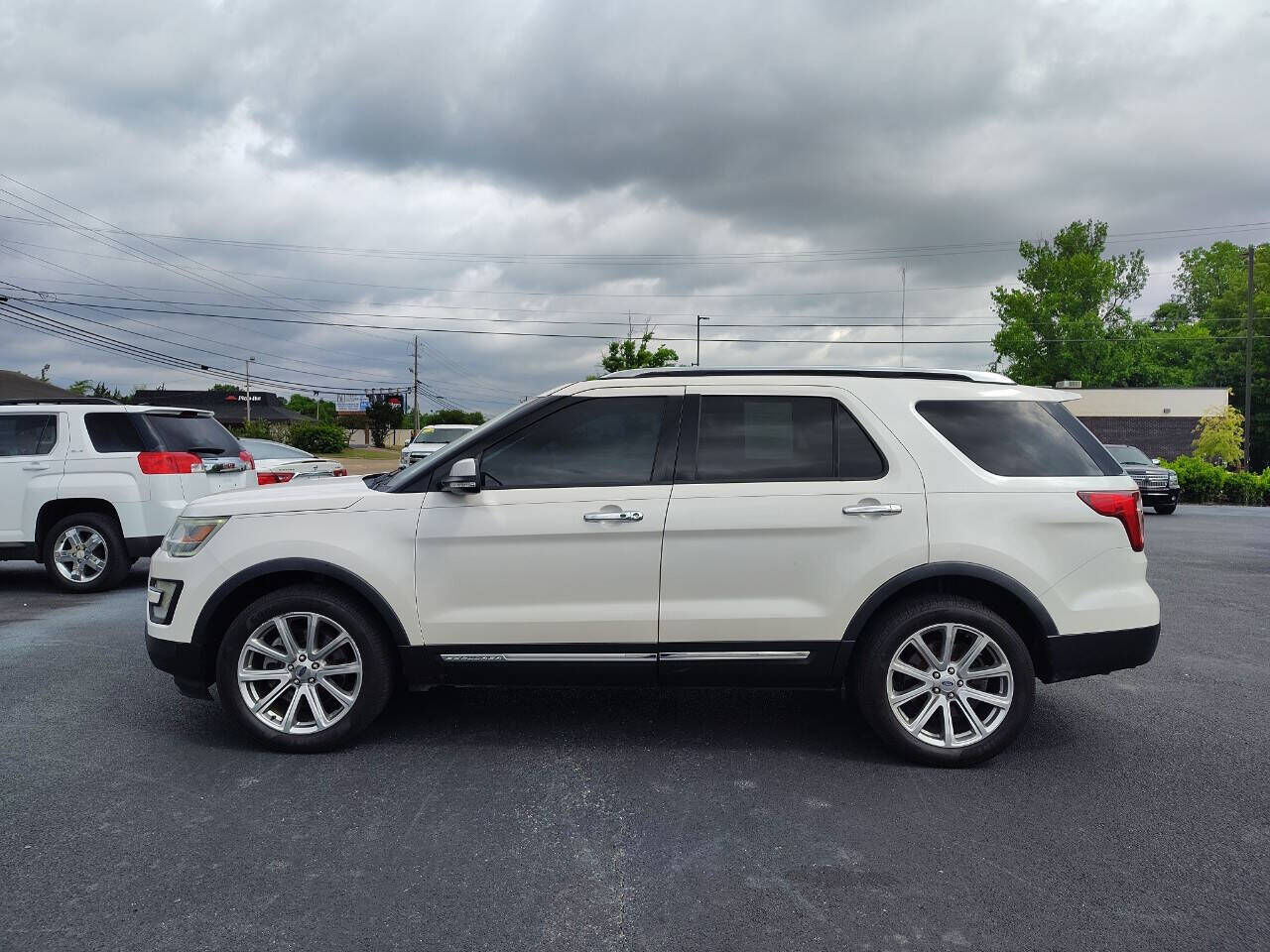 2016 FORD Explorer
