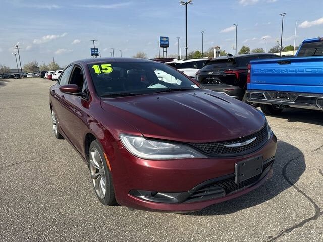 2015 CHRYSLER 200