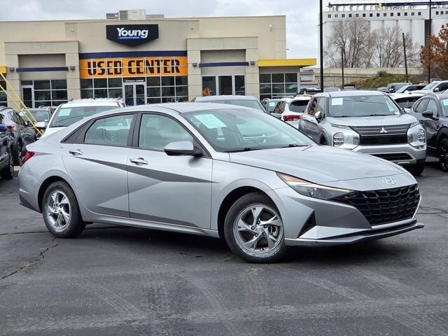 2023 HYUNDAI Elantra