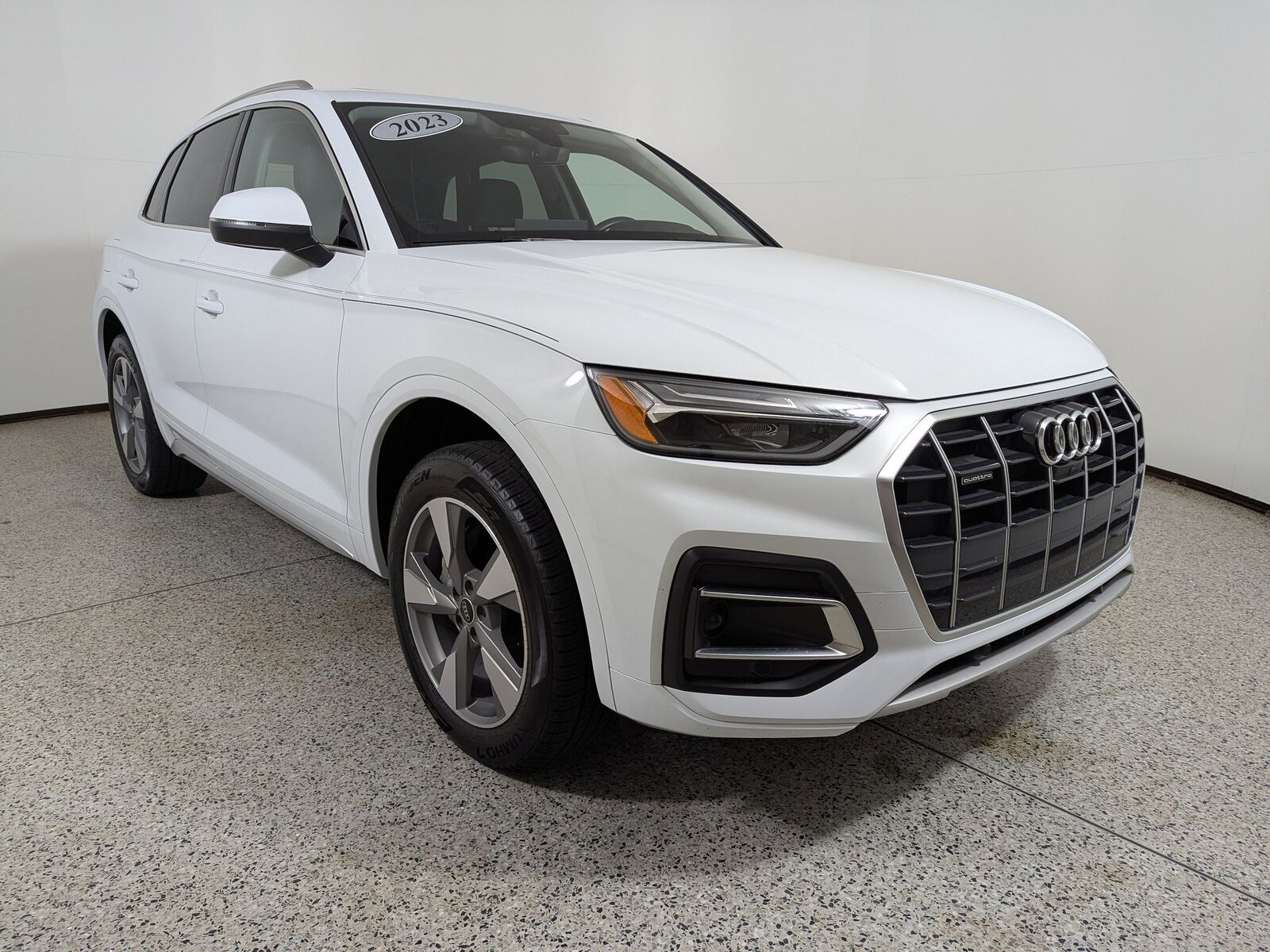 2023 AUDI Q5