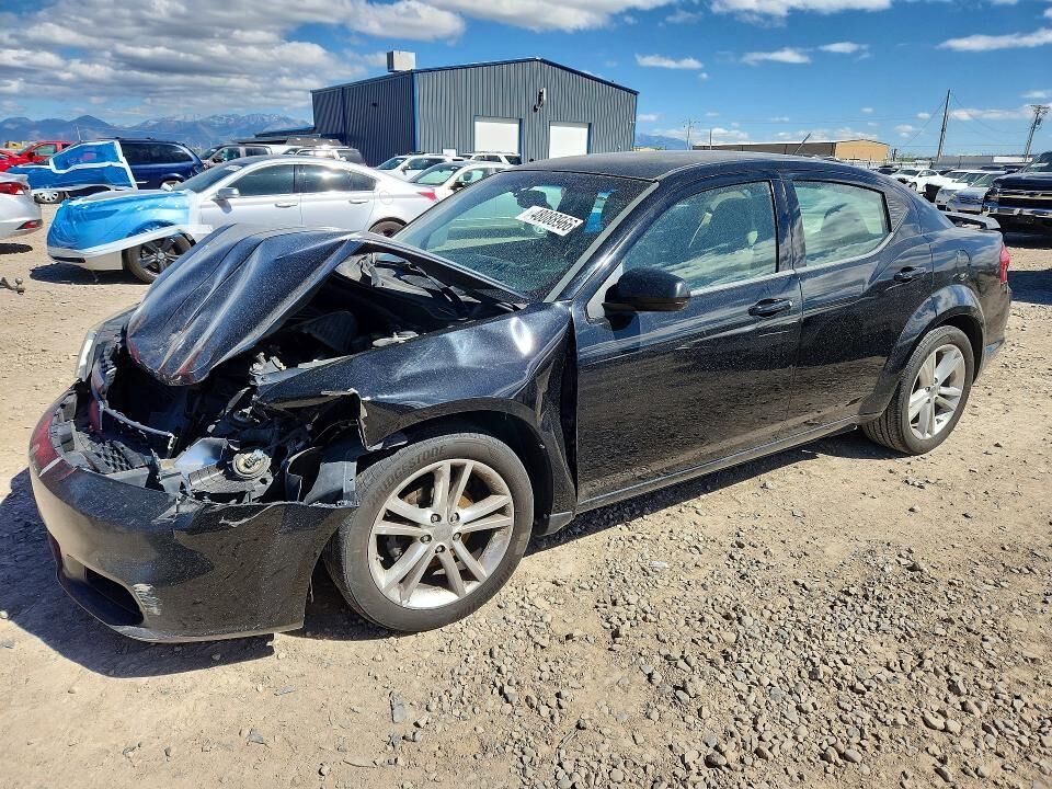 2013 DODGE Avenger