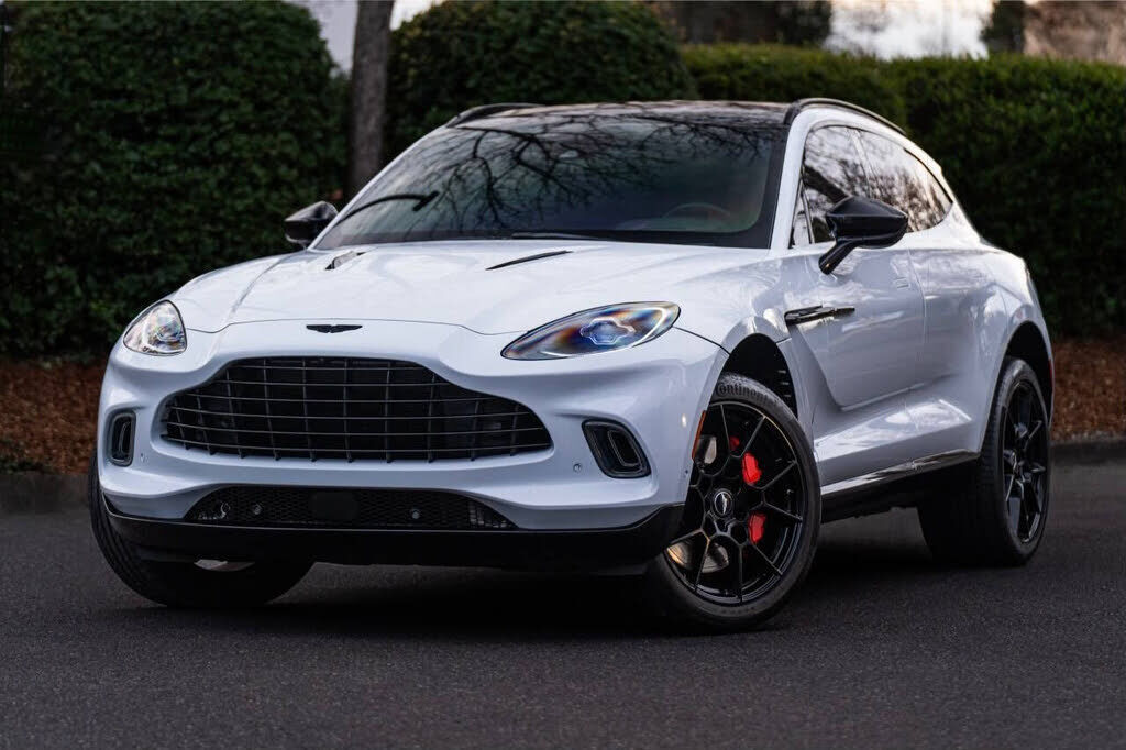 2021 ASTON MARTIN DBX