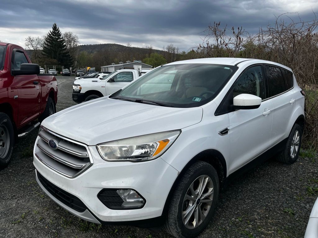 2017 FORD Escape