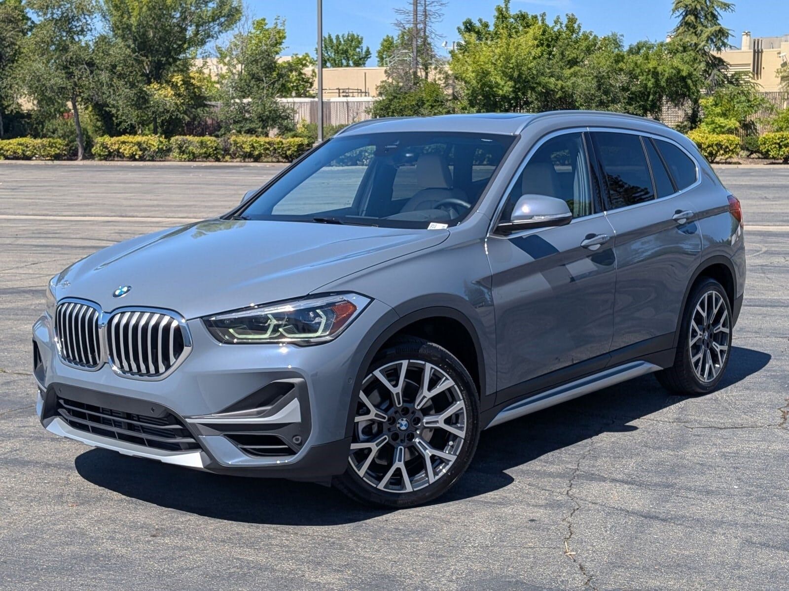 2022 BMW X1