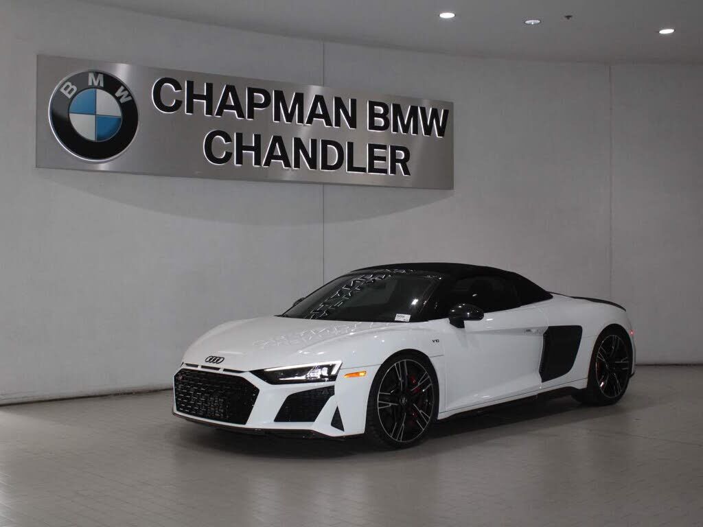 2020 AUDI R8