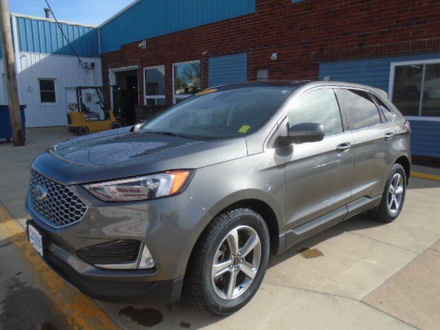 2023 FORD Edge