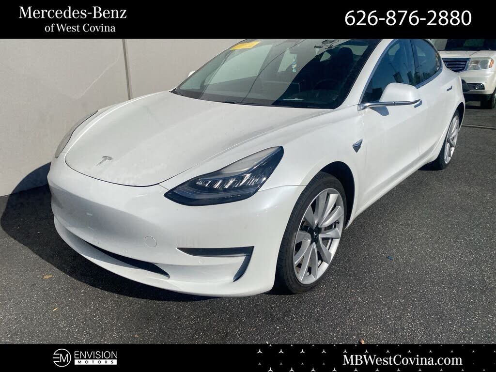 2020 TESLA Model 3