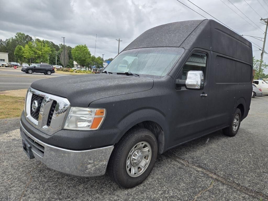 2012 NISSAN NV