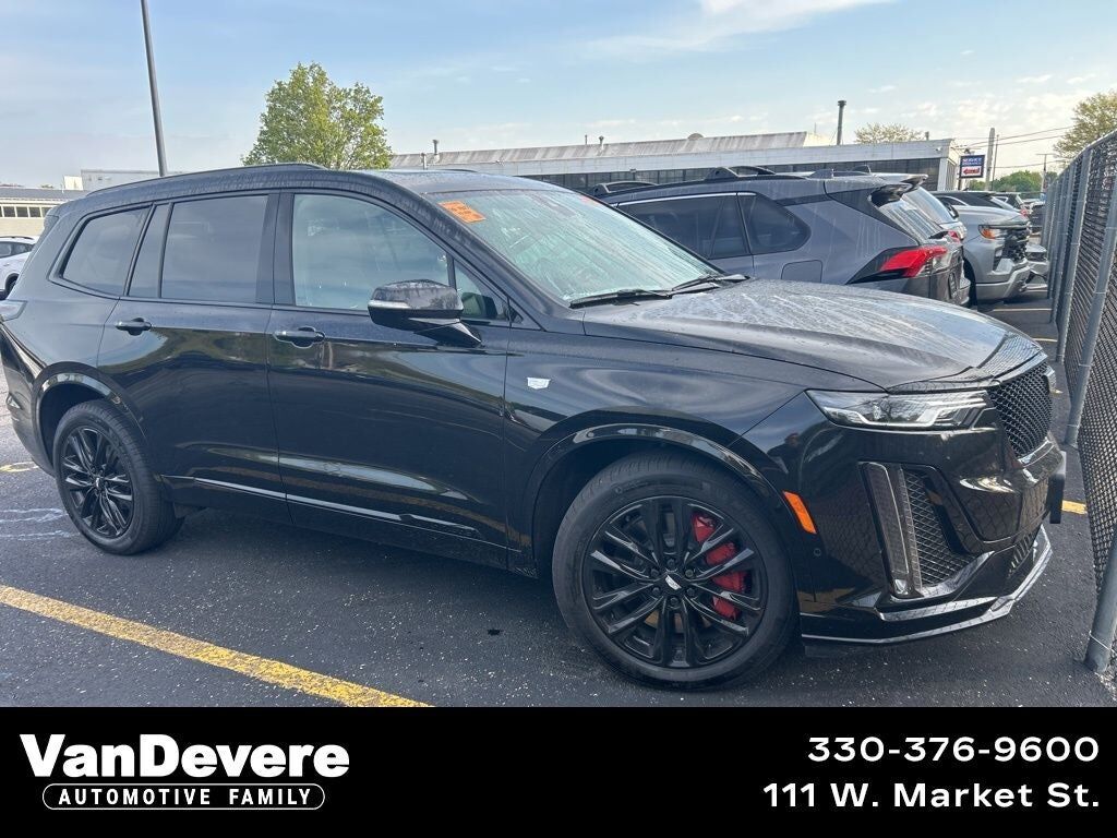 2024 CADILLAC XT6
