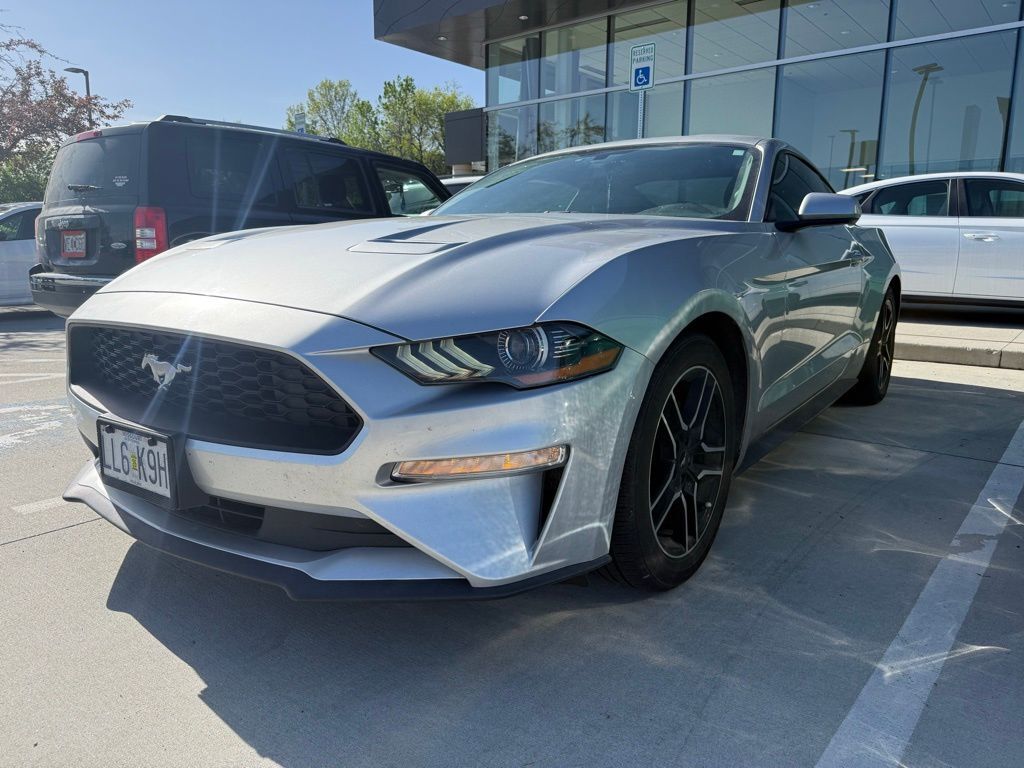 2018 FORD Mustang