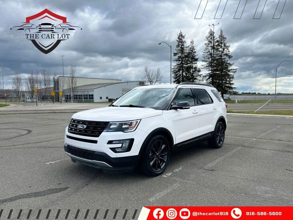 2017 FORD Explorer