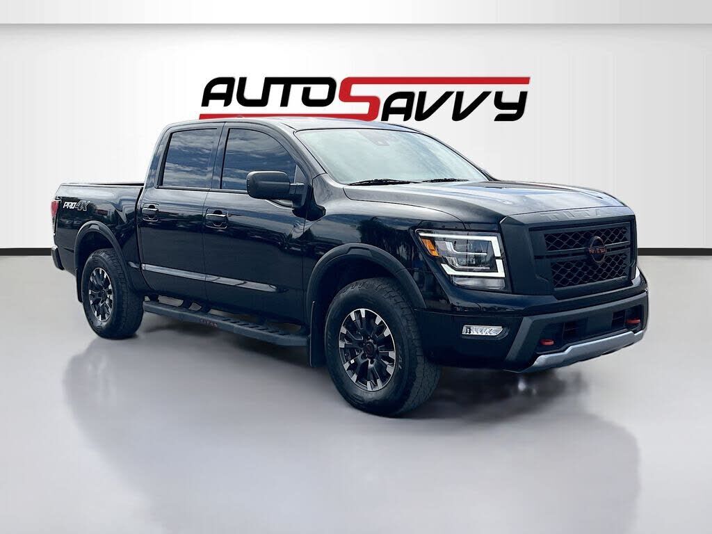 2024 NISSAN Titan